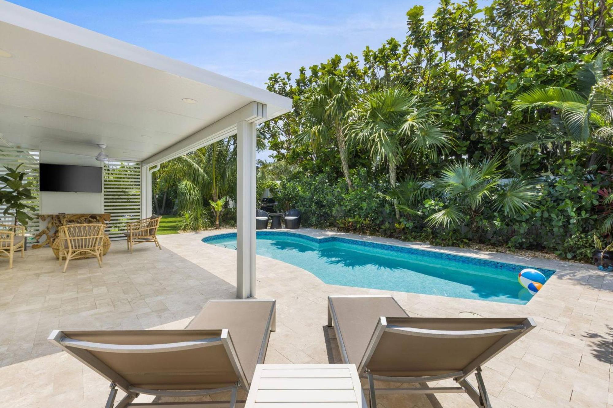 New! Luxurious Villa With Pool In West Palm Beach Bagian luar foto